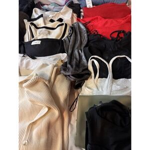 Assorted Brands Reseller Bundle Wholesale Lot 30 PC Womens Mixed Bulk Apparel